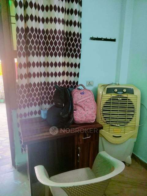 3 BHK Flat In Standalone Building  For Sale  In Ankur Vihar