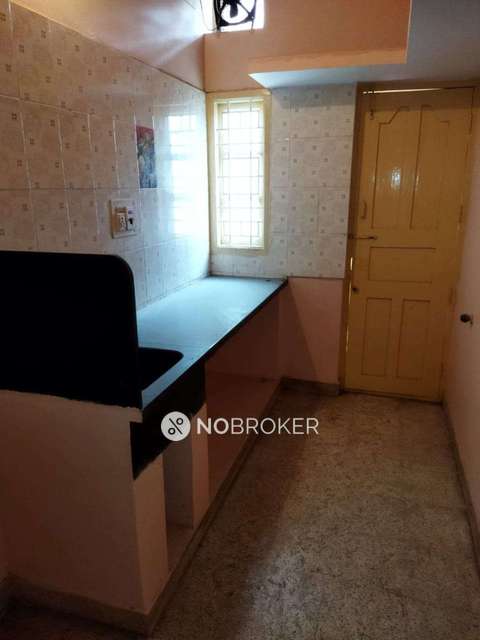 1 BHK Flat In Standalone Building  for Rent  In Malleswaram