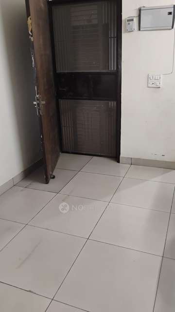 2 BHK Flat In Panchsheel Hynish For Sale  In Bisrakh Jalalpur