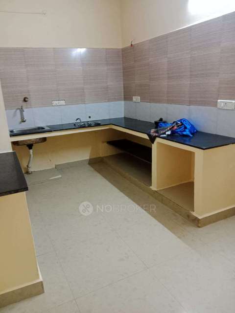 2 BHK Flat In Deva Shri Apartment  for Rent  In Velachery