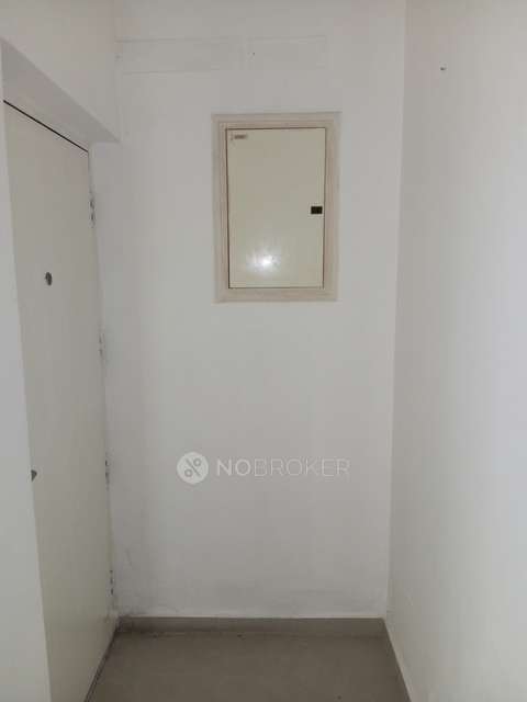 2 BHK Flat In The Gem Grove For Sale  In Padur