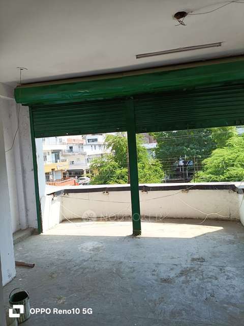 Godown/Warehouse in Sector 9, Noida for Rent 