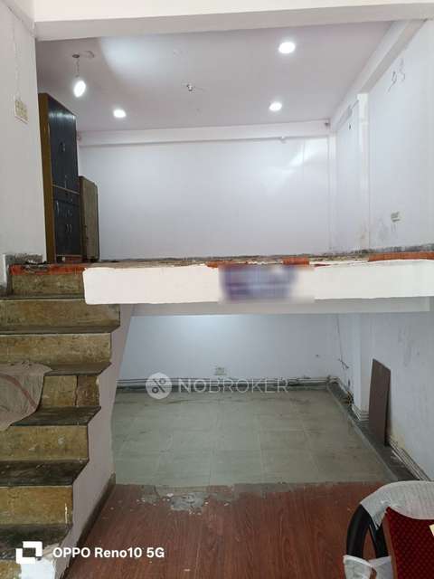 Godown/Warehouse in Sector 9, Noida for Rent 