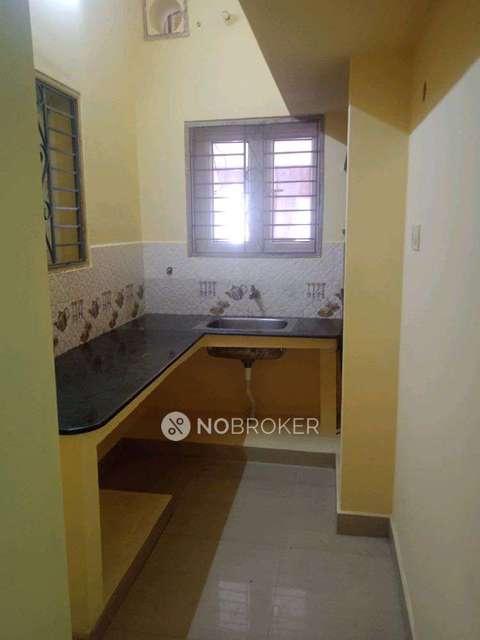 2 BHK Flat In G J  House for Rent  In Thuraipakkam To Neelangari Link Road