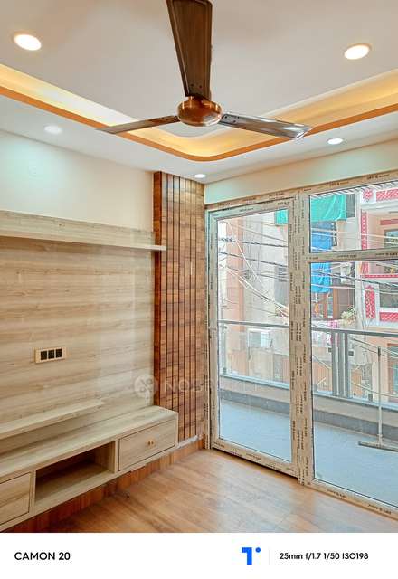 3 BHK Flat For Sale  In Krishna Nagar