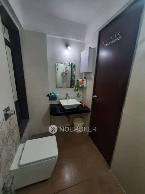 2 BHK Flat In Nirvana Building, Kanjurmarg East For Sale  In Kanjurmarg East