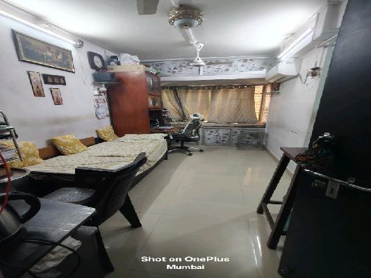 1 BHK Flat In Satyahanuman Sra Society For Sale  In Parel