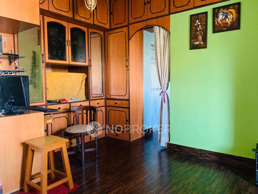 1 RK Flat In Crescent Apartment for Rent  In Andheri East