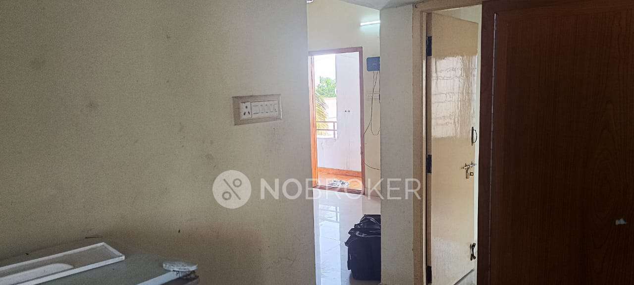 1 BHK Flat In Gold Bell Foundation Flats, Selaiyur For Sale  In Selaiyur