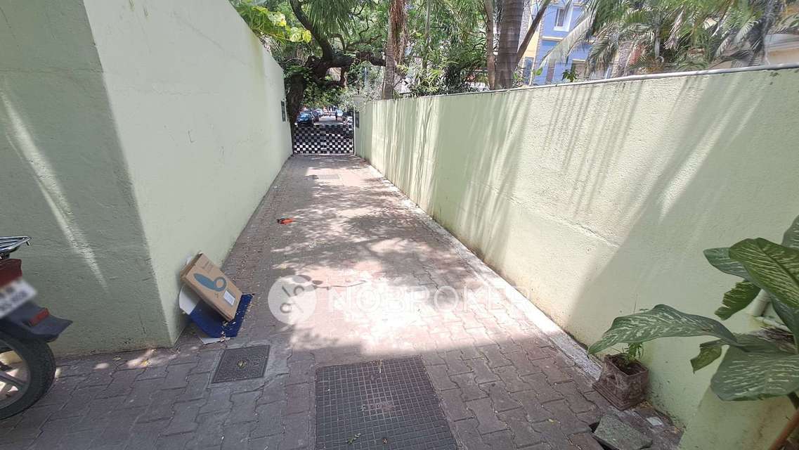 2 BHK Flat In Hari Priya Homes For Sale  In Gopalapuram