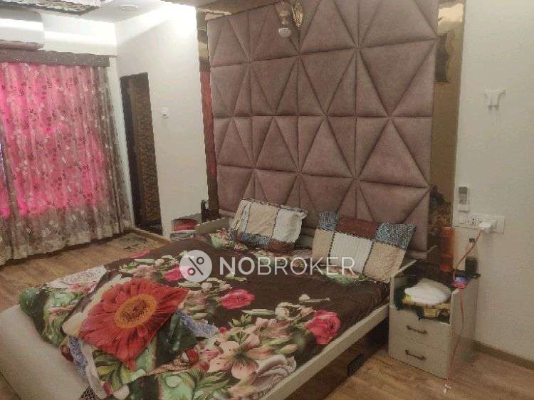 2 BHK Flat In Yasmin Tower For Sale  In Mumbai Central