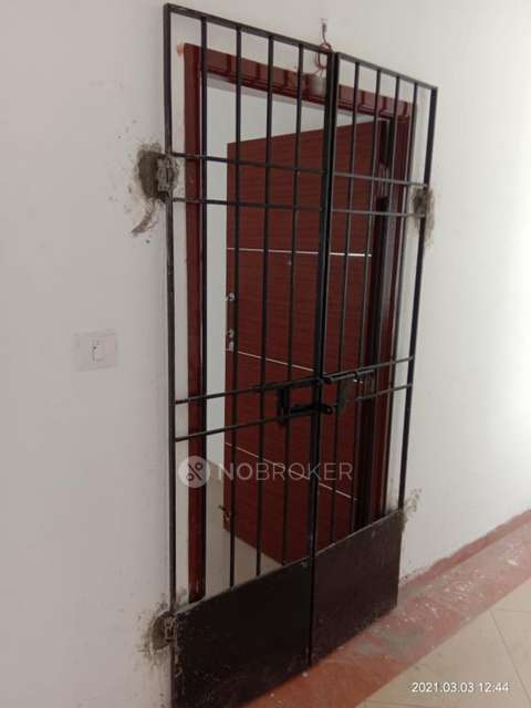 2 BHK Flat In Rajparis Crystal Spring For Sale  In Sithalapakkam 