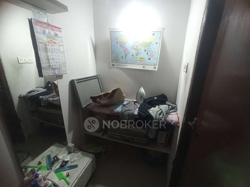 2 BHK Flat In Giridhari Isola For Sale  In Bandlaguda Jagir