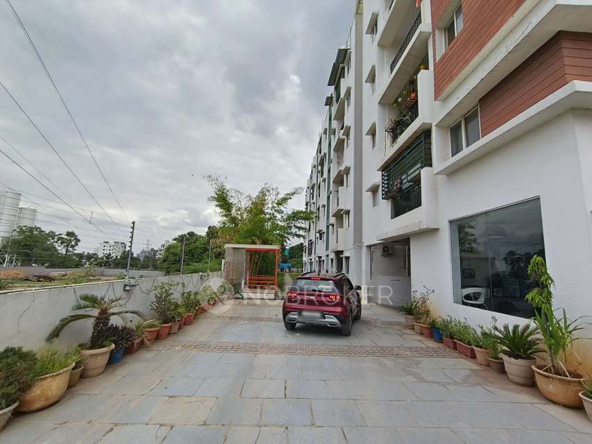 2 BHK Flat In Giridhari Isola For Sale  In Bandlaguda Jagir