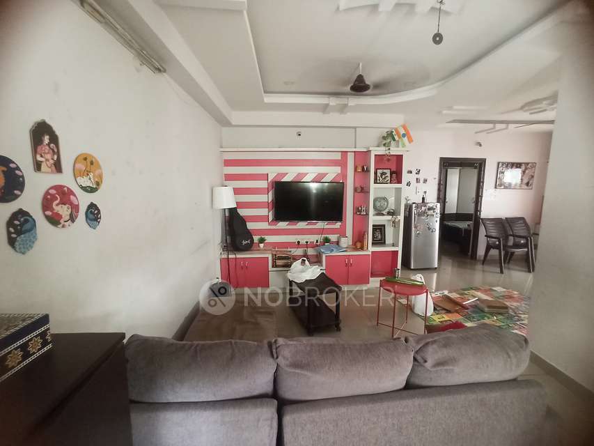 2 BHK Flat In Giridhari Isola For Sale  In Bandlaguda Jagir