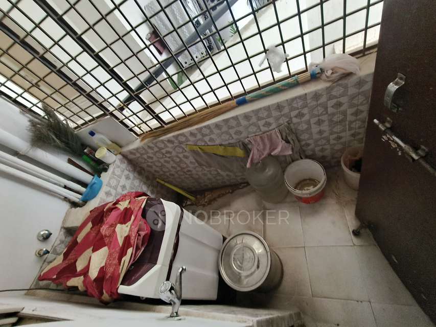 2 BHK Flat In Giridhari Isola For Sale  In Bandlaguda Jagir