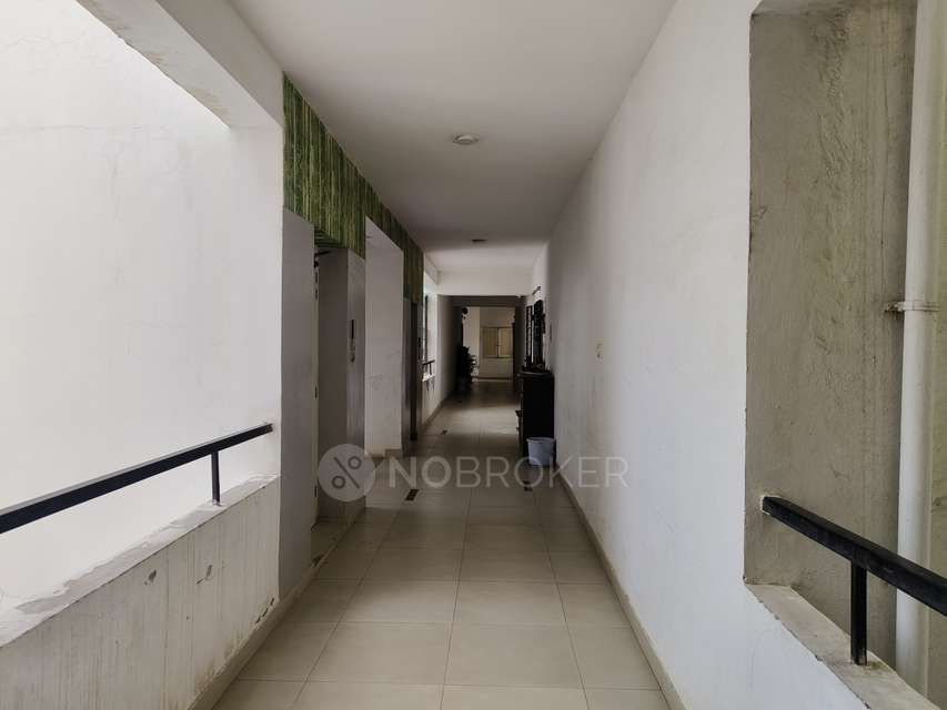 2 BHK Flat In Giridhari Isola For Sale  In Bandlaguda Jagir