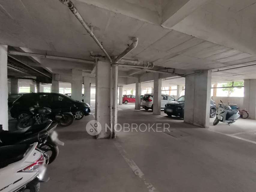 2 BHK Flat In Giridhari Isola For Sale  In Bandlaguda Jagir