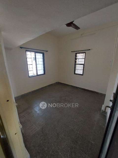 1 BHK Flat In Shashi Kiran Appartment .   For Sale  In Vikas Nagar