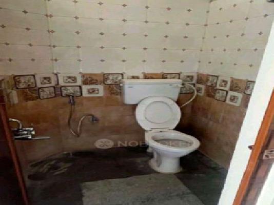 2 BHK House for Lease  In 29, 12th Main Rd, Basaveshwar Nagar, Bengaluru, Karnataka 560079, India