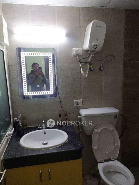 2 BHK Flat In Nimbus Express Park View 2 For Sale  In 201310