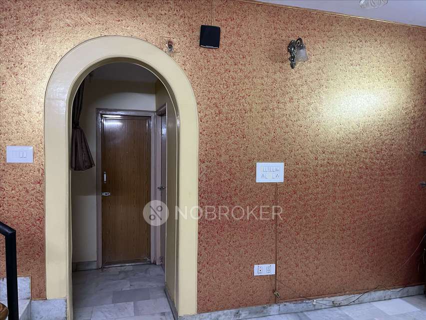 3 BHK Flat In Krishna Residency For Sale  In Krishna Residency