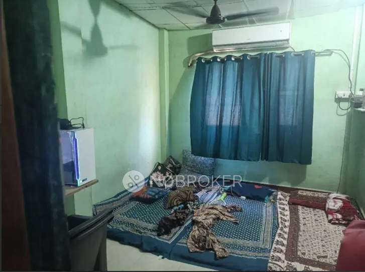 Single Room for Male In 1 BHK  In Vikhroli