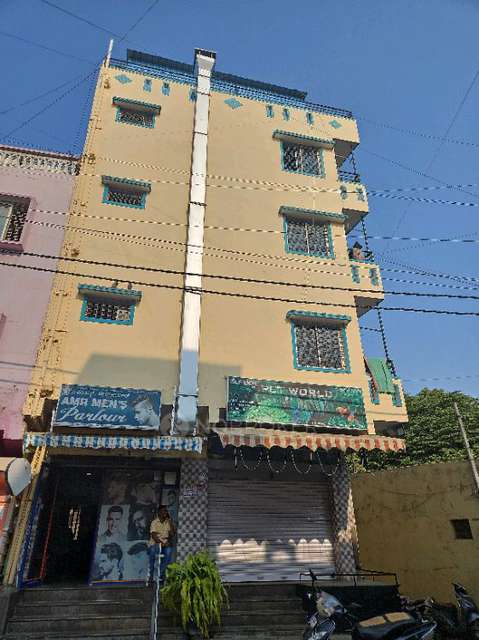 Godown/Warehouse in Mathikere, Bangalore for Rent 