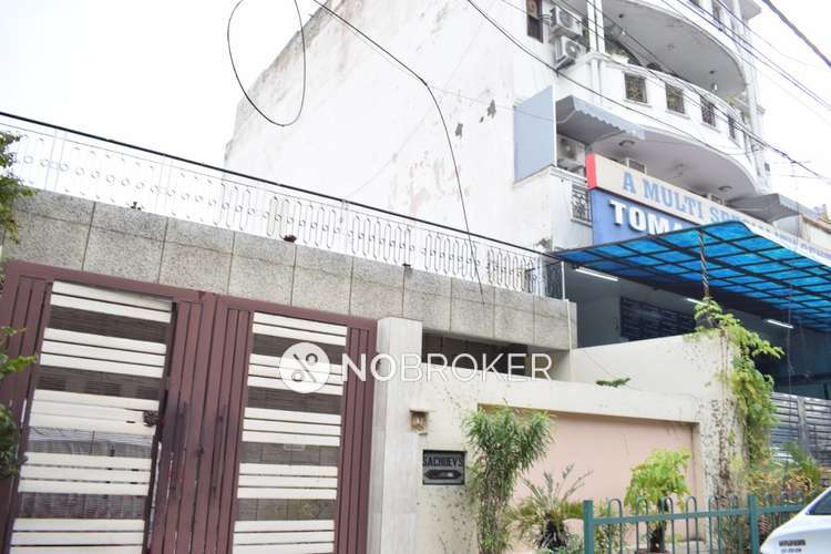 1 RK House for Rent  In Janakpuri West Metro Station