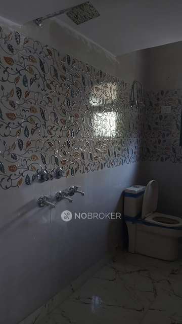 1 BHK Flat In Standalone Building  For Sale  In Rithala