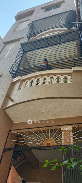 1 BHK Flat In Ganraj Building for Rent  In New Sanghavi