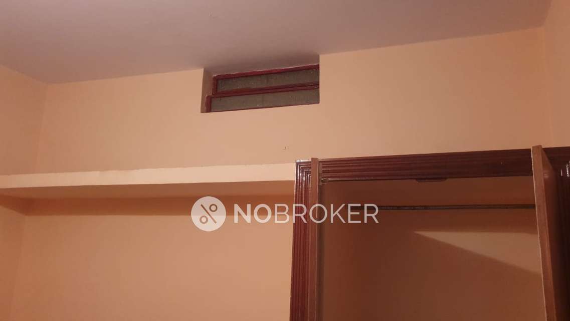 1 BHK Flat In Standalone Building  for Rent  In Seshadripuram