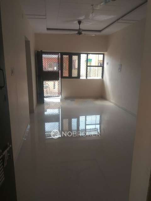 2 BHK Flat In Dda Mig Flat For Sale  In Sector 8
