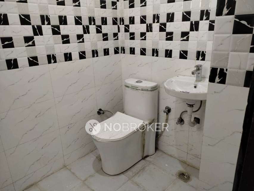 3 BHK Flat In Vansika Apartment For Sale  In Sector 69