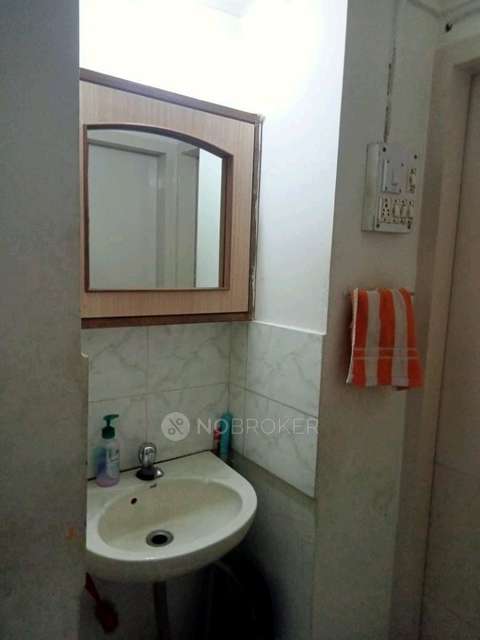 1 BHK Flat In Shreyas Apartment for Rent  In Gananjay Society