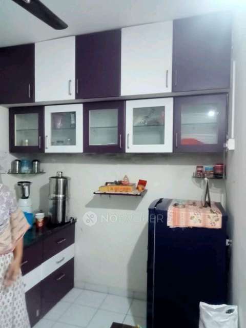 1 BHK Flat In Shreyas Apartment for Rent  In Gananjay Society