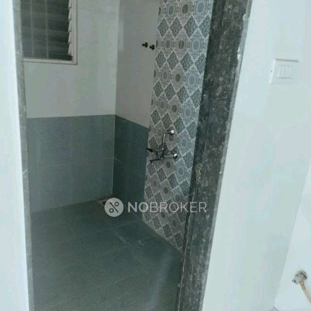 2 BHK Flat In Prestige Home for Rent  In Manjri Bk