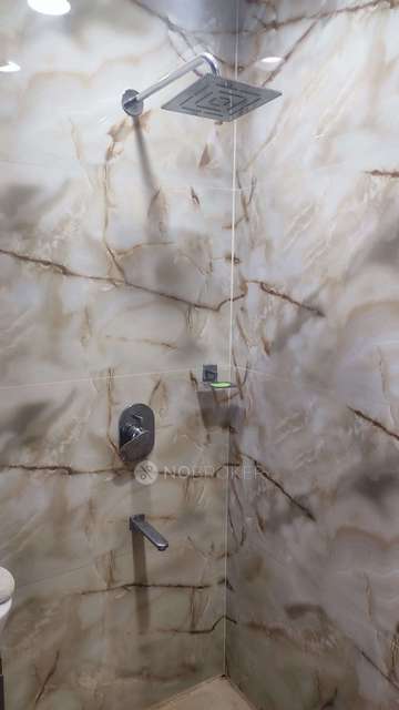 2 BHK Flat In Senior Citizen Home Complex For Sale  In Phi Ii