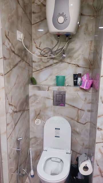 2 BHK Flat In Senior Citizen Home Complex For Sale  In Phi Ii