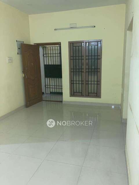 2 BHK House for Rent  In Irumbuliyur