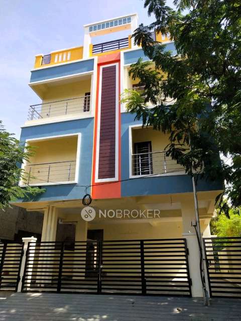 2 BHK Flat In Hi5 Oviyam Flats For Sale  In 5th Road, Puzhal