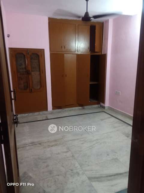 1 RK House for Rent  In Laxmi Nagar