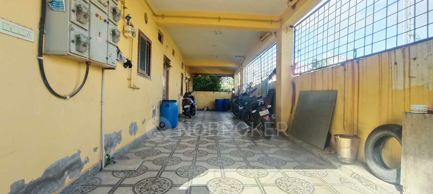 4+ BHK Flat In Srinivasa Nilayam, For Sale  In Jeedimetla