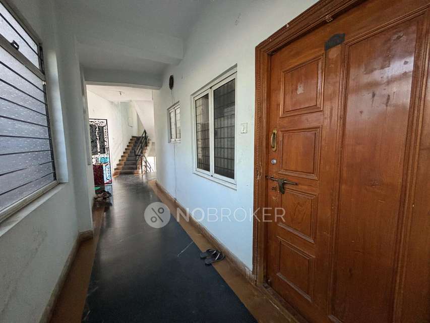 2 BHK Flat In Sai Mitra Srinilayam For Sale  In Maredpally