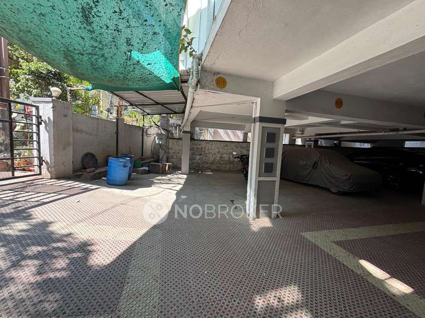 2 BHK Flat In Sai Mitra Srinilayam For Sale  In Maredpally