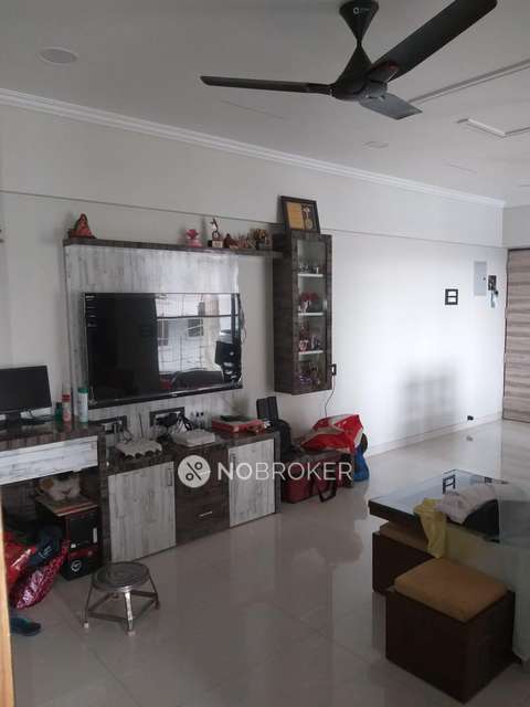 2 BHK Flat In Avi Vraj Paradise For Sale  In Ghatkopar West