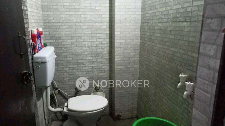 1 RK Flat In Standalone Building  For Sale  In Raghubir Nagar