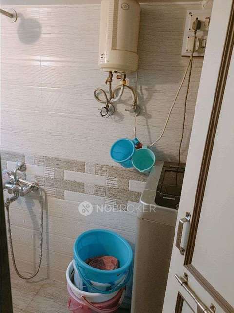 2 BHK Flat In Suvidha Chambers For Sale  In Sadashiv Peth