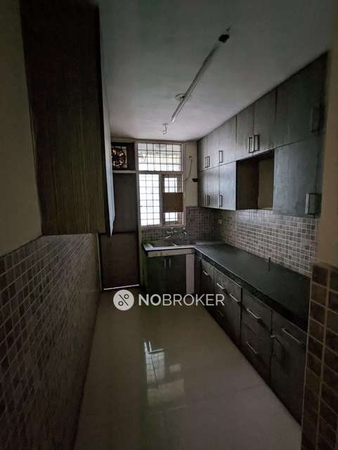 4 BHK Flat In Standalone Building  For Sale  In Sector 57
