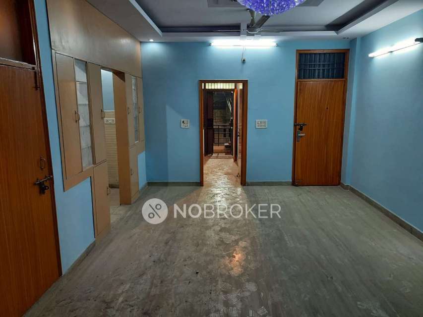3 BHK Flat For Sale  In Rohini
